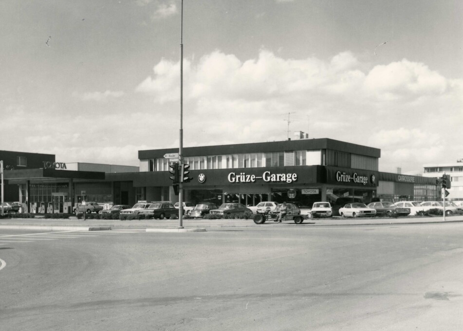 Kreuzung Seener- / Grüzefeld- / Etzbergstrasse ohne Kreisel, 1974. 